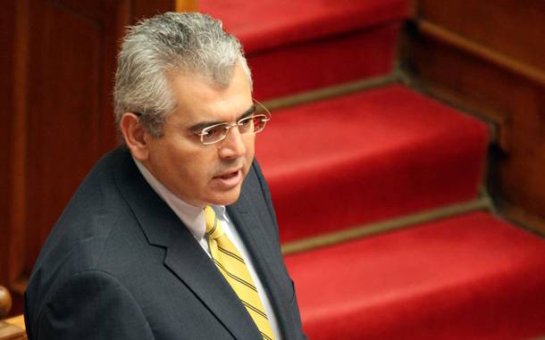 Χαρακόπουλος: "Με “κορώνες” δεν αντιμετωπίζονται τα εθνικά θέματα"